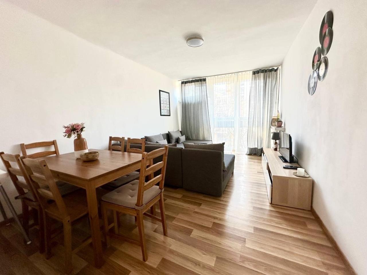 Apartment Ohmyhome - Park Mirowski Warschau